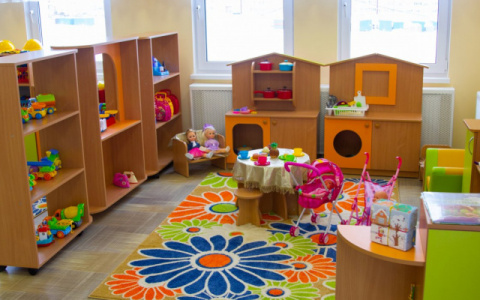 В Кирове хотят выплачивать компенсацию за нехватку места в детском саду