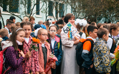 "Я сидела и плакала от счастья, а дети не понимали, что происходит": история учителя из Радужного