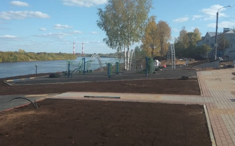 Известно, когда откроют набережную в Нововятске