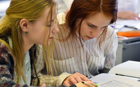 "Перед экзаменами ученица перестала ходить в школу":  педагог о работе с особенными детьми