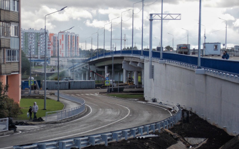 В Кирове из-за путепровода перенастраивают светофоры по всему городу