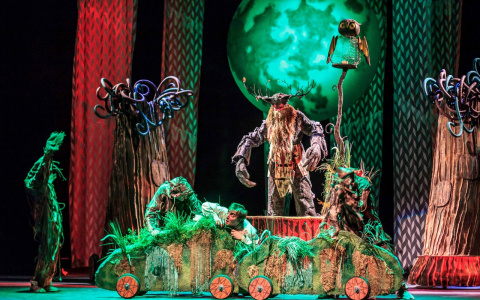 На открытие театрального сезона приедет известный драматург