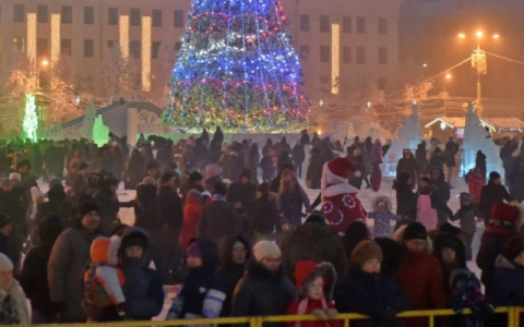 Стало известно, сколько планируют выделить на оформление Кирова к Новому году
