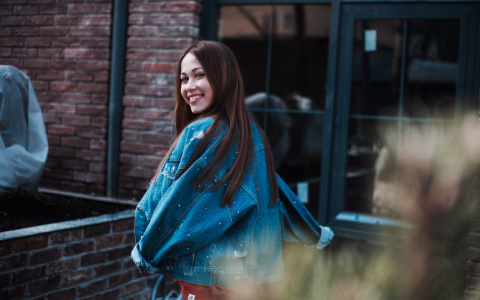 За жизнью чепчанки в YouTube следят 6 миллионов подписчиков