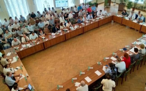 Кировчан приглашают обсудить развитие общественного транспорта