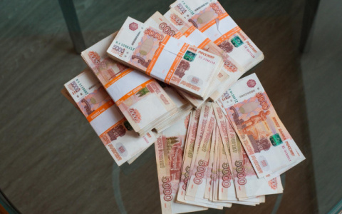 5 кировских депутатов, чьи доходы больше зарплаты Владимира Путина