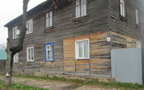 Более сотни домов в Кировской области остались без капремонта