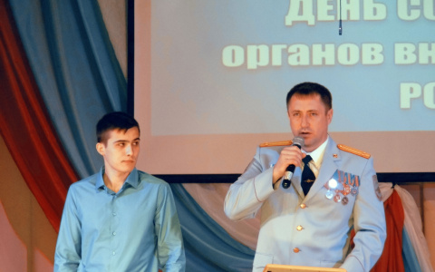 Жителя Кировской области наградили за спасение пенсионерки от грабителя