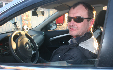 Убийцам, насильникам и террористам запретят работать в такси