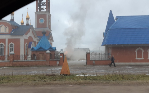 Пожар в церкви: известно, что на самом деле произошло у храма на Филейке