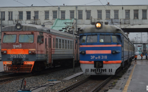 Кировчанка, находящаяся в розыске, остановила поезд на ходу