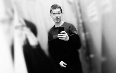 В Кировской области 21-летний водитель БМВ погиб после столкновения машины с КамАЗом