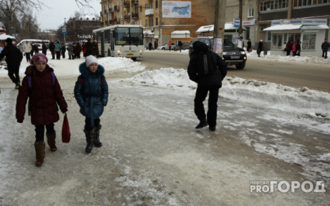 Известно, сколько кировчан пострадало от гололеда в выходные