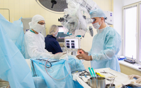 Кировские врачи провели уникальную для региона операцию