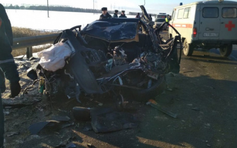 В Кировской области в ДТП погибли три человека