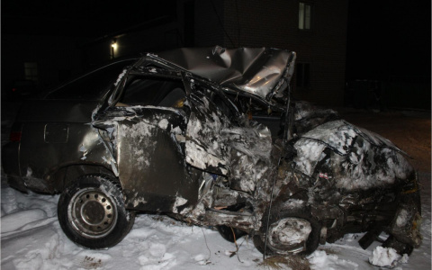 В Кировской области в ДТП погибли трое: появились подробности происшествия
