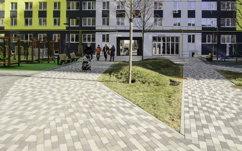 В Кирове обустроят еще один двор без машин