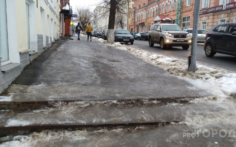 54 кировчанина пострадали из-за гололеда за сутки
