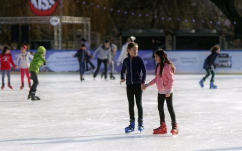 На что купить коньки для ребенка на Новый год?