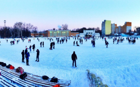 Катки в Кирове: 13 мест для любимого зимнего развлечения
