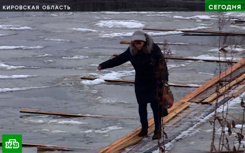 В правительстве региона прокомментировали мост в 4 доски в Даровском районе