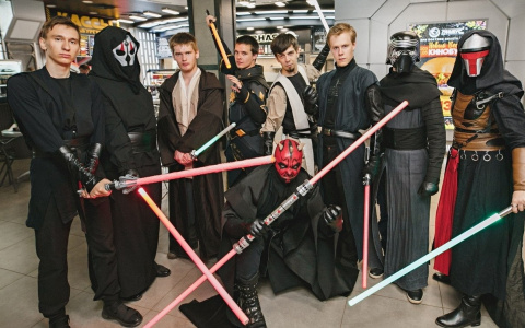 От этого  не отказаться: звездный кинобургер, русские сказки и главное событие киногода