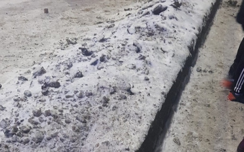 На путепроводе на Воровского, где машина улетела с моста, снова появился "трамплин"