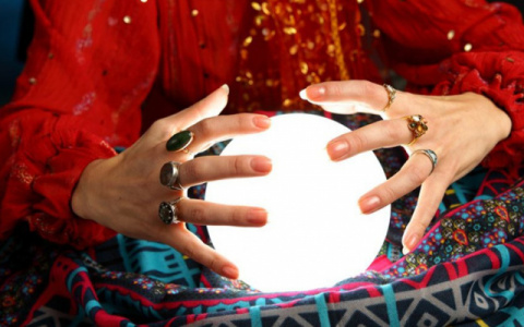 С пенсионерки из Вятских Полян "сняли" порчу за 180 тысяч рублей