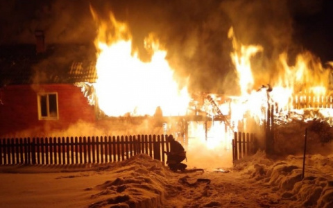 4 пожара и 6 аварий: как прошла новогодняя ночь в Кировской области