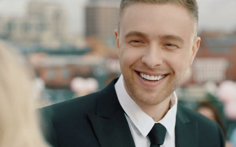 "Неидеальный мужчина": Егор Крид дебютировал в романтической комедии