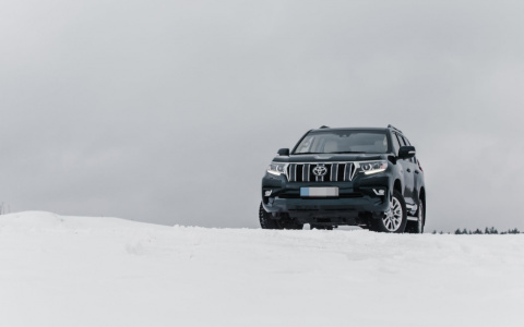 Сотрудники ГДМС ездили на служебной Toyota Land Cruiser по личным делам