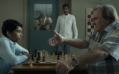 В Кирове показывают французский фильм "Шахматист" с Жераром Депардье