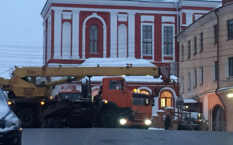 Что обсуждают в Кирове: пострадавшие от прорыва теплотрассы и отключение света