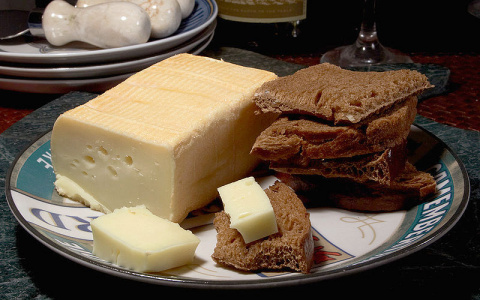 Если нет настроения: что съесть от депрессии и бессонницы