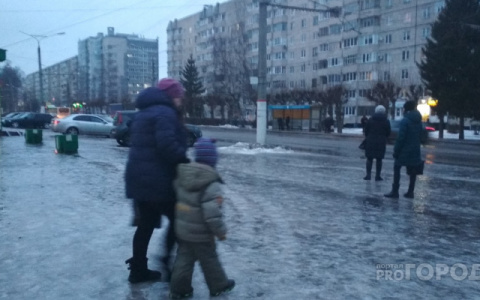 В Кирове ребенок перенес две операции после травмы из-за гололеда