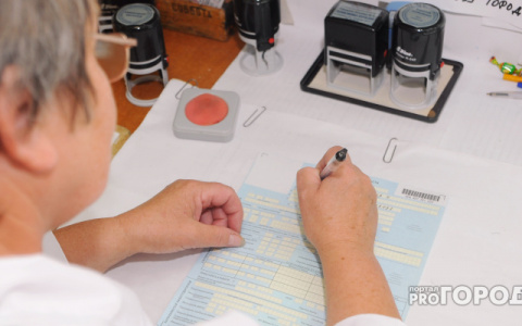 В Минздраве рассказали, представители каких профессий болеют чаще других