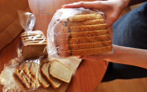 Независимый эксперт: «Хлеб, который не черствеет неделю, есть не рекомендую»