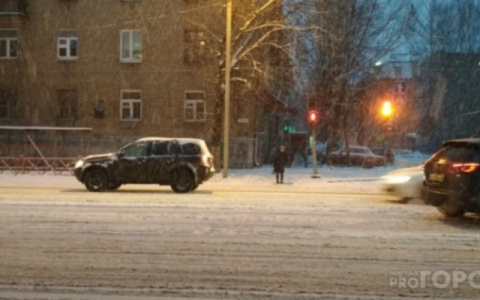 Водителей Кирова предупреждают об ухудшении дорожных условий