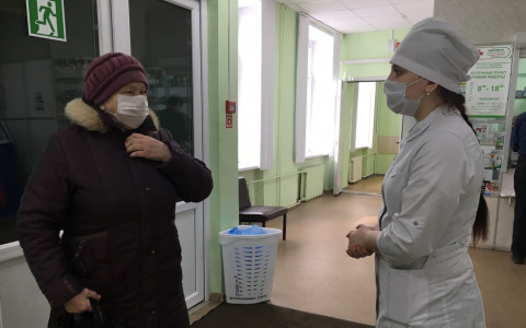 "Маски уже начинаем шить сами": студентка о работе в больнице во время карантина