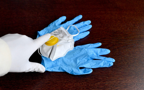 Штрафы и лишение свободы: в Госдуме одобрили наказание за нарушение карантина