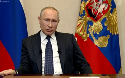 Владимир Путин объявил нерабочим весь месяц апрель