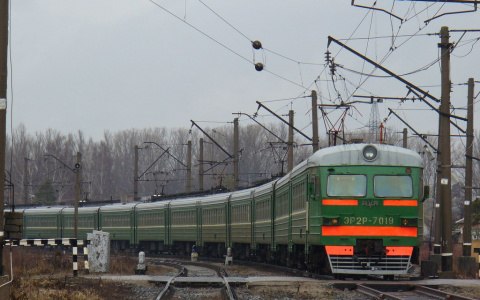 Поезда из Кирова в Санкт-Петербург отменяют на несколько месяцев