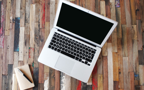 "Точно сложнее": кировчане рассказали, как им работается на самоизоляции