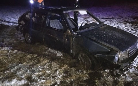 В Котельничском районе водитель скрылся с места ДТП, в котором пострадал его пассажир