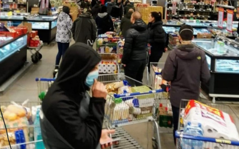 "Инфекция распространилась широко": 5 кировчан не знают, где могли заразиться коронавирусом