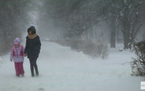 Из-за непогоды в Кировской области аварийные бригады приведены в режим повышенной готовности