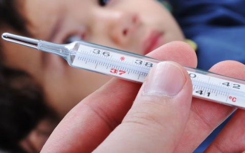 Что обсуждают в Кирове: случай заболевания COVID-19 у ребенка и запрет на въезд в Нижегородскую область