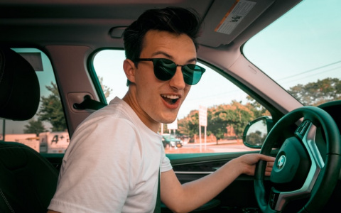 В ГИБДД снова принимают экзамены на права