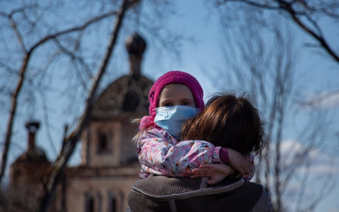 В Кировской области за сутки коронавирус выявили у 93 человек