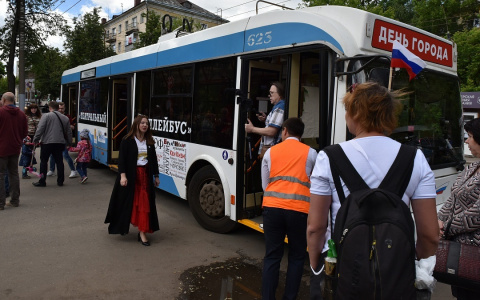 В День города по Кирову будет ходить праздничный троллейбус